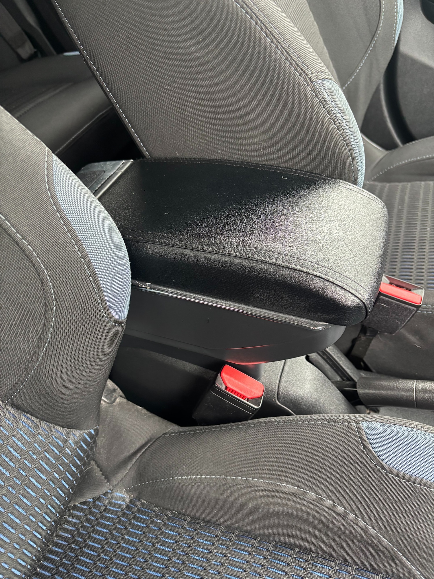 Used Peugeot 208 2013 for sale - 76484256: Photo 28