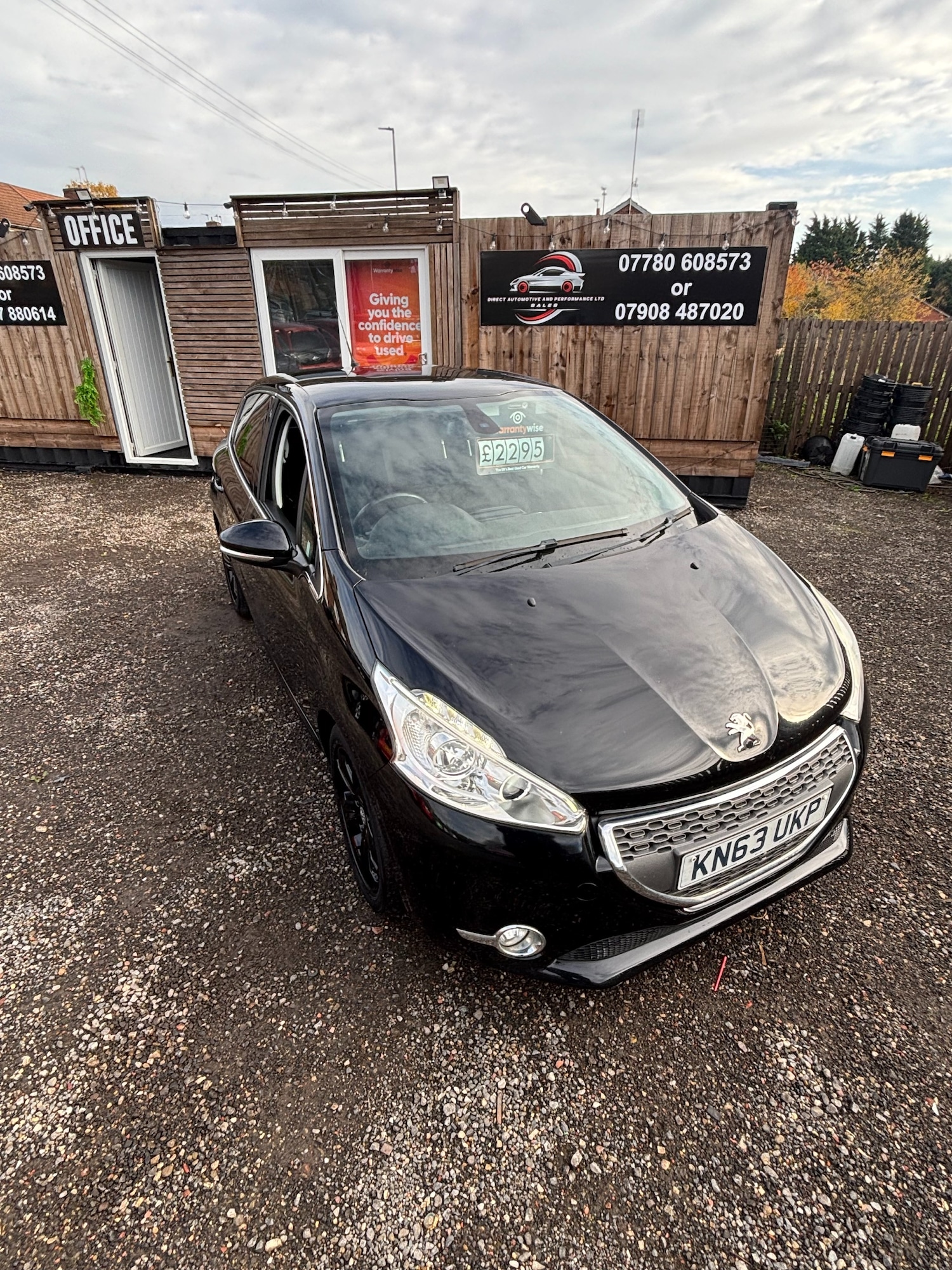 Used Peugeot 208 2013 for sale - 76484256: Photo 3
