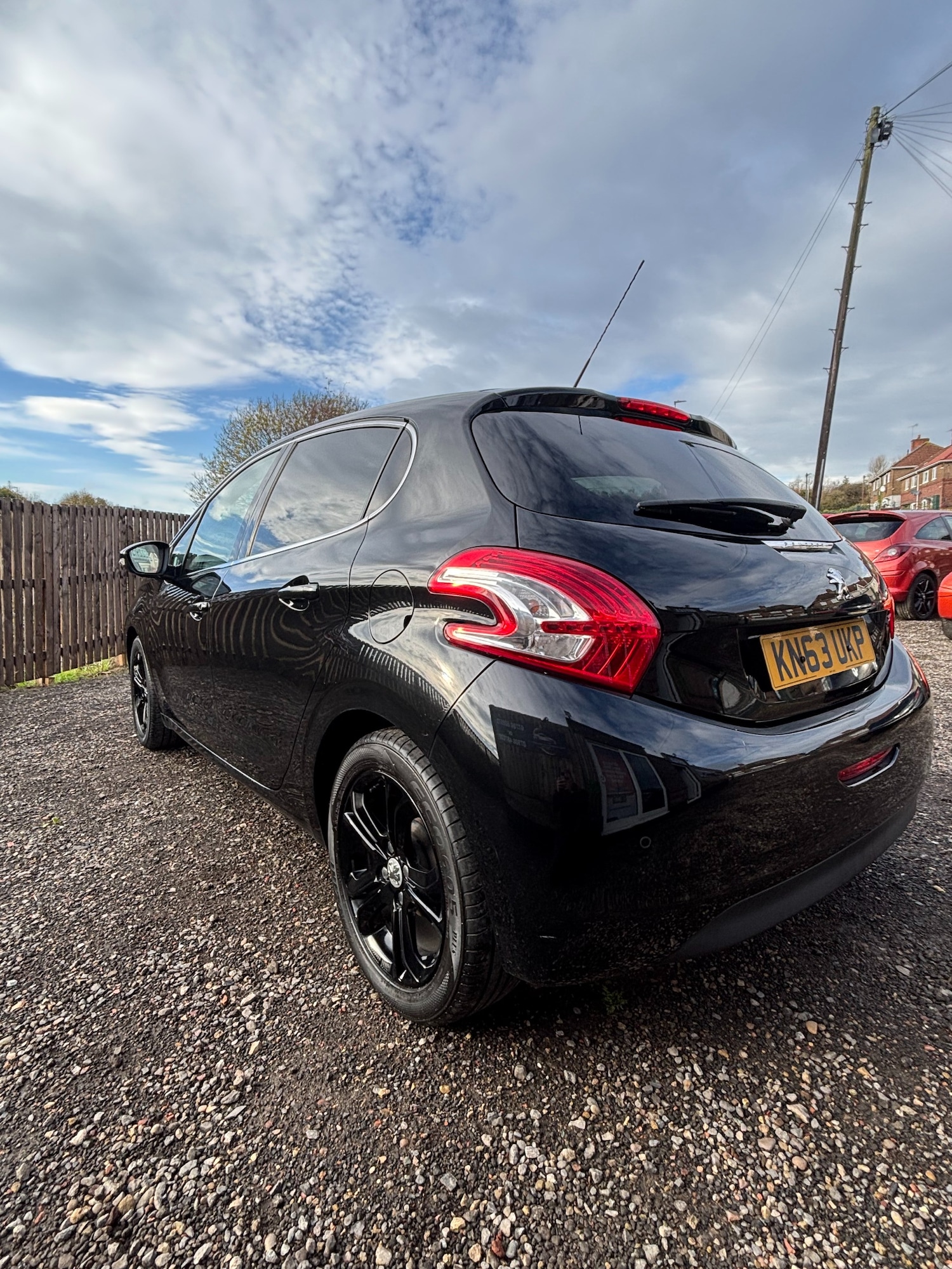 Used Peugeot 208 2013 for sale - 76484256: Photo 8