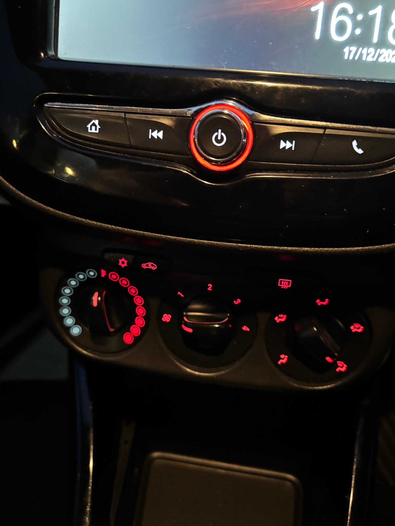 Used Vauxhall Corsa 2016 for sale - 76974788: Photo 12