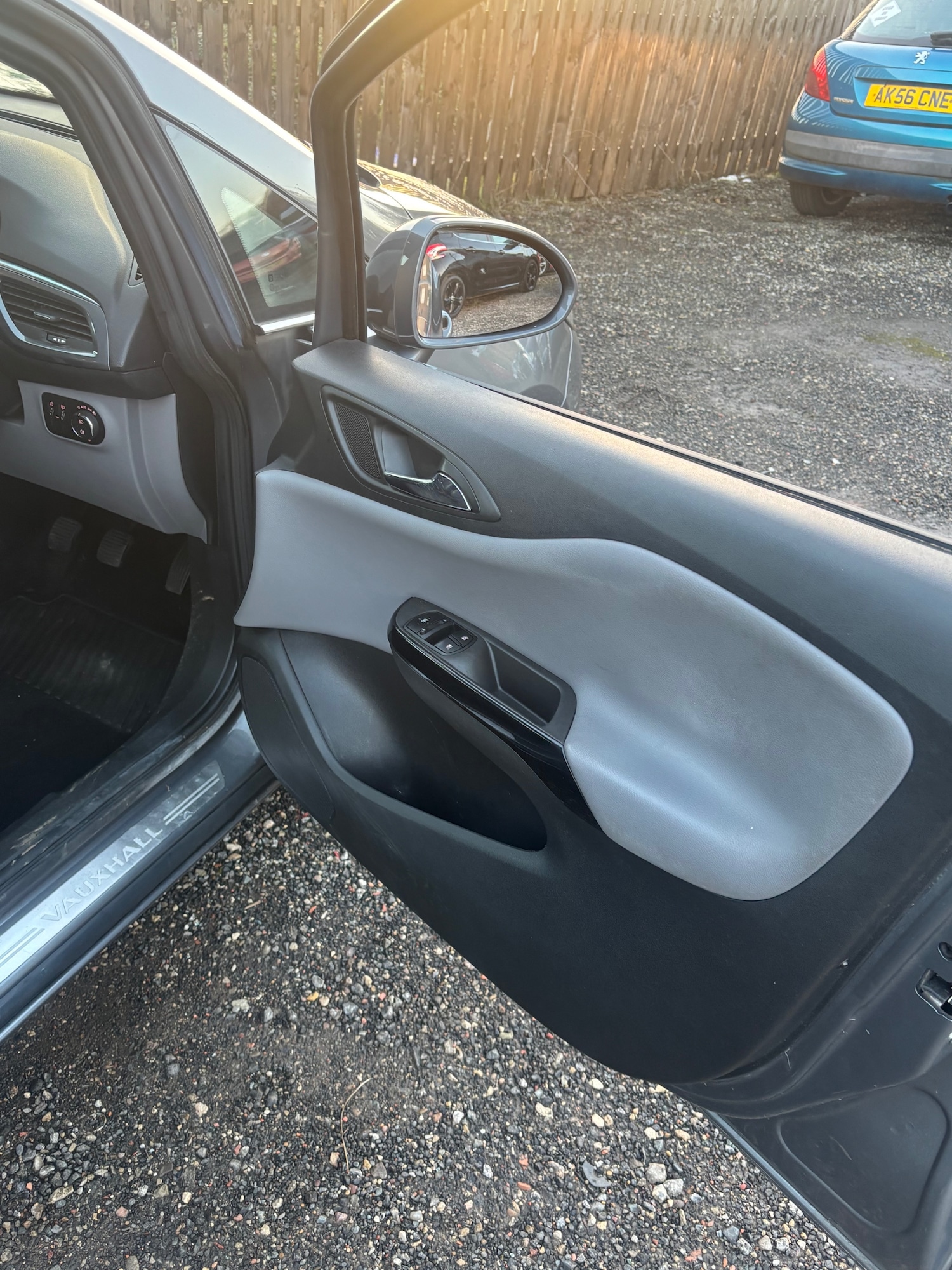 Used Vauxhall Corsa 2016 for sale - 76974788: Photo 18