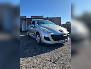 Used Peugeot 207 2010 for sale - 76133139: Photo