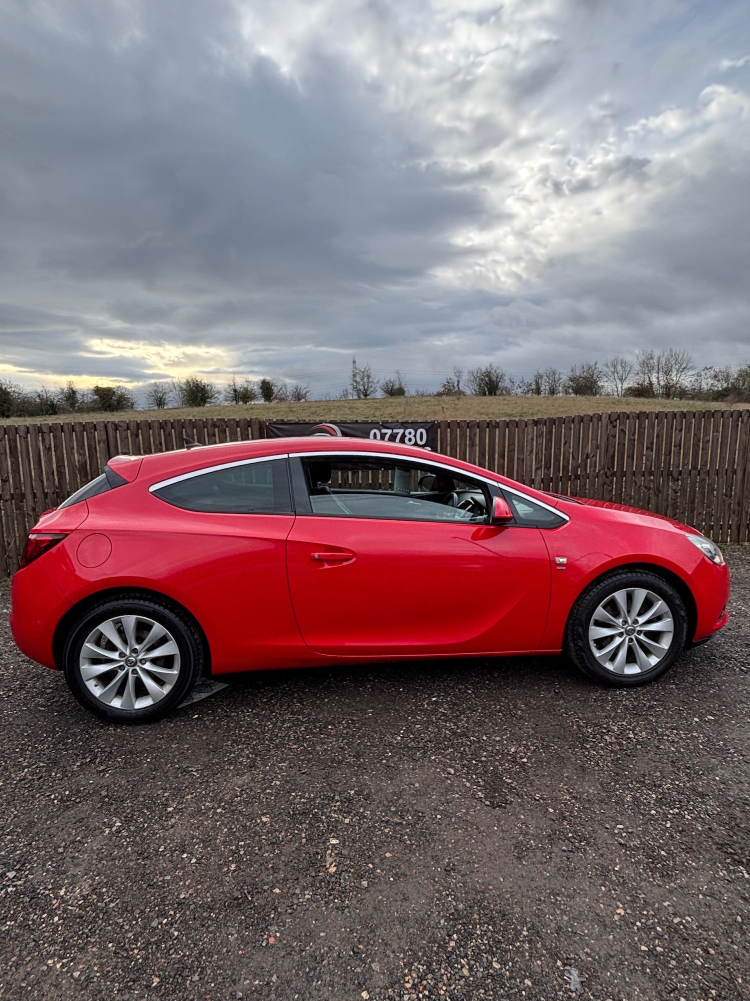 Used Vauxhall Astra GTC 2015 for sale - 76722390: Photo 16
