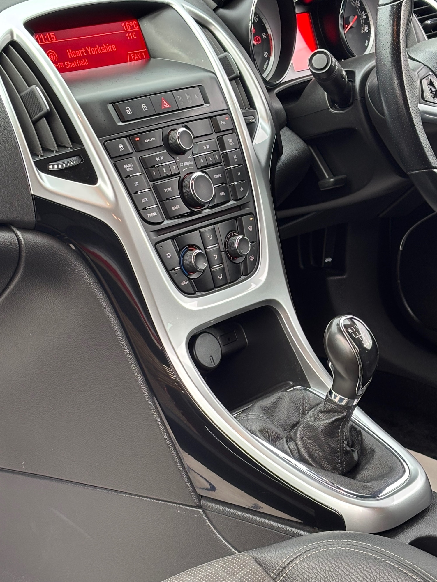 Used Vauxhall Astra GTC 2015 for sale - 76722390: Photo 26