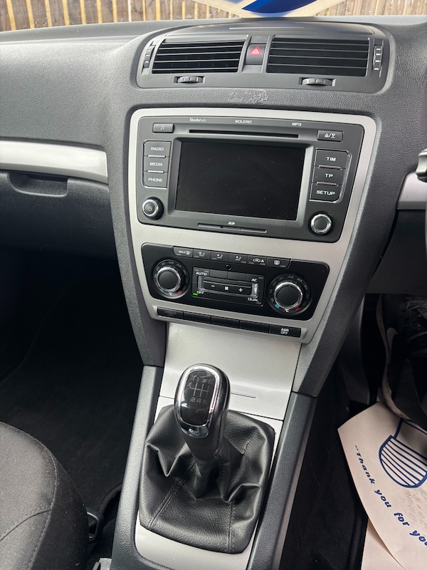 Used Skoda Octavia 2011 for sale - 76149812: Photo 24