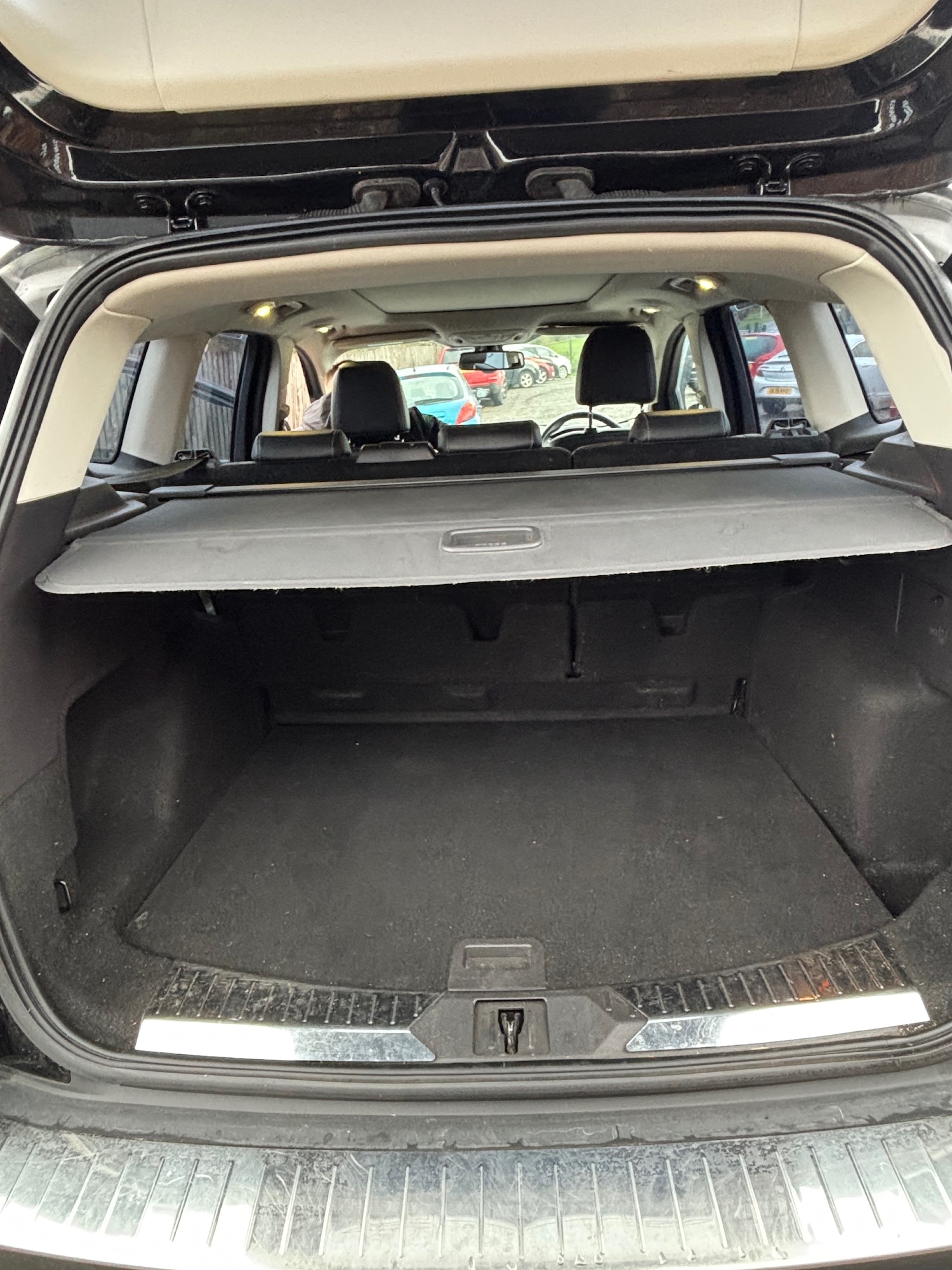 Used Ford Kuga 2014 for sale - 76762232: Photo 37