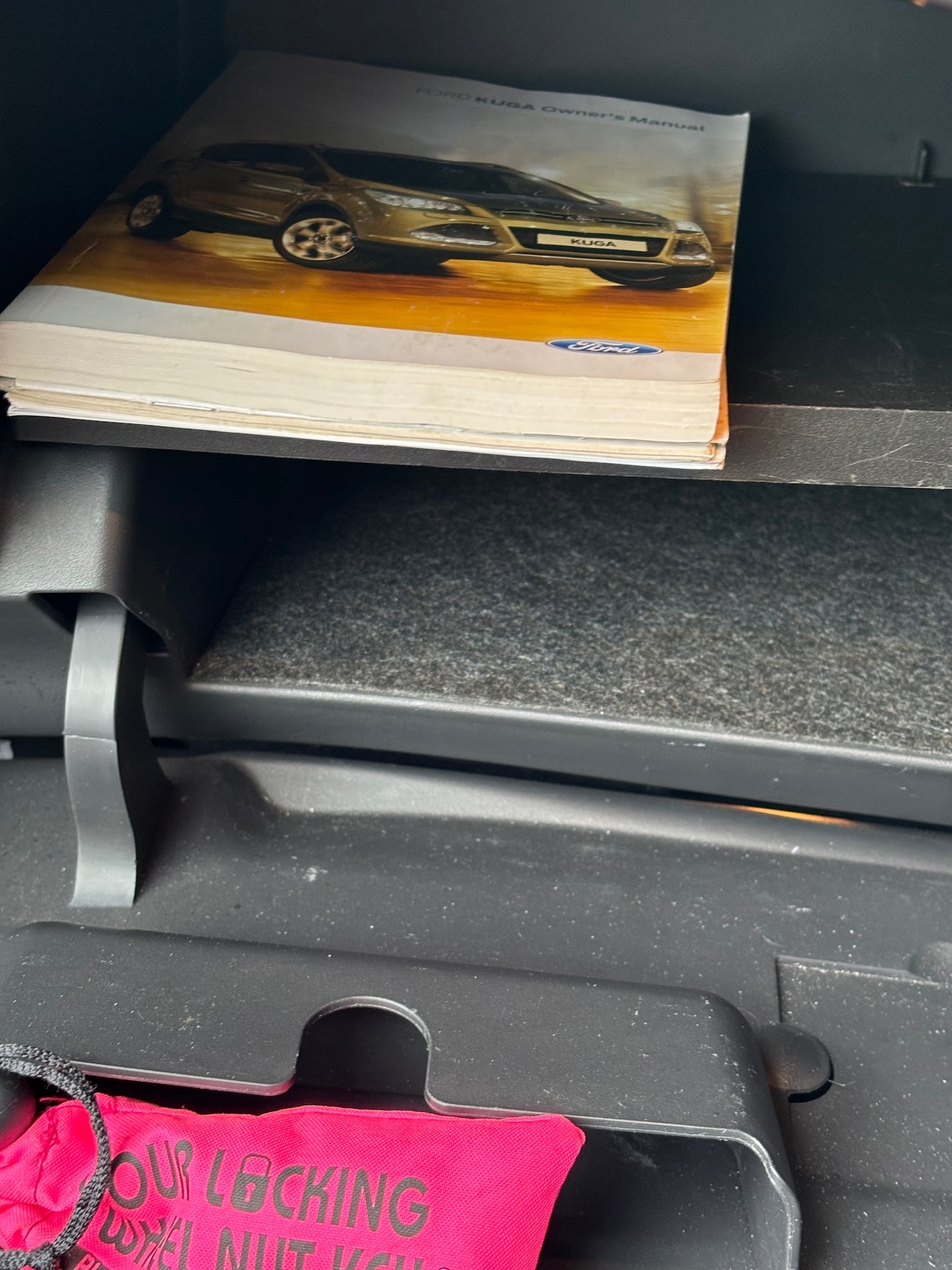 Used Ford Kuga 2014 for sale - 76762232: Photo 59