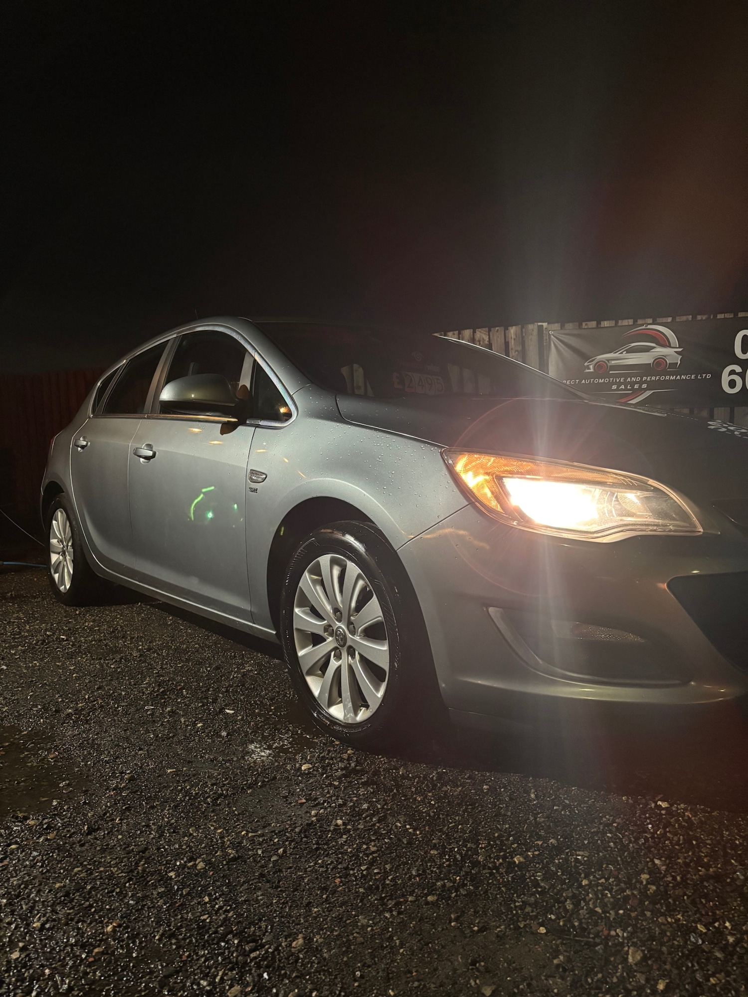 Used Vauxhall Astra 2013 for sale - 76974222: Photo 1