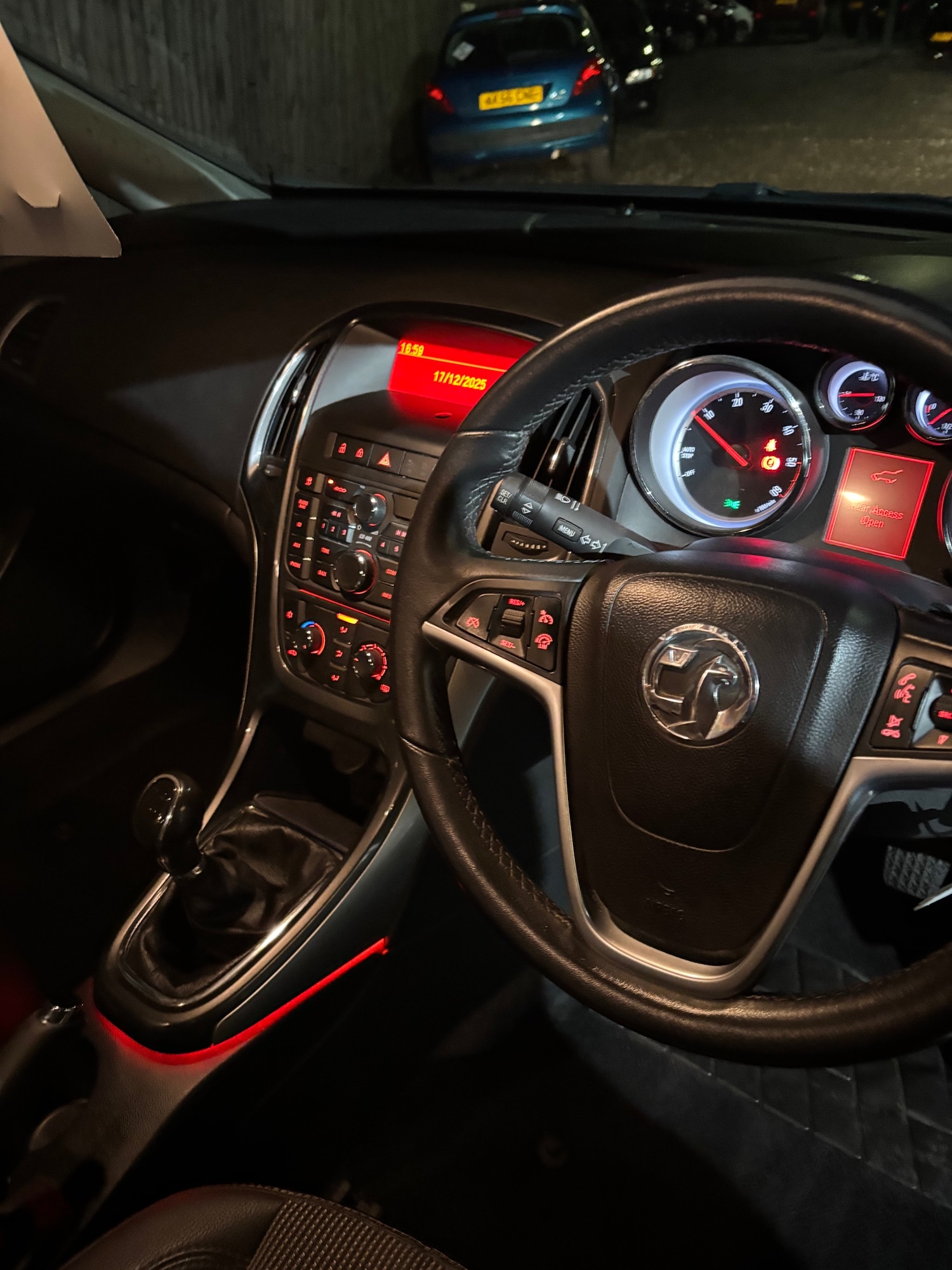 Used Vauxhall Astra 2013 for sale - 76974222: Photo 16