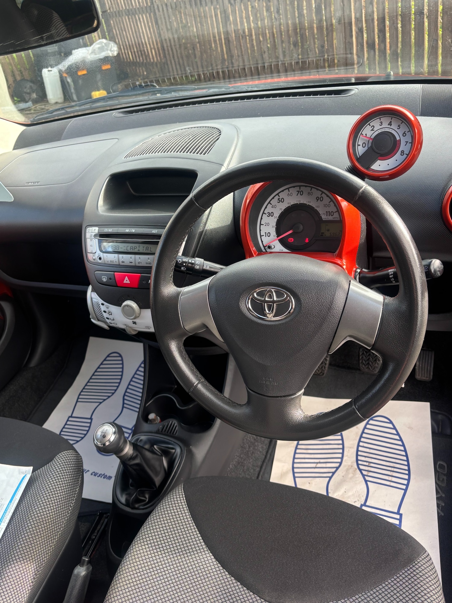 Used Toyota AYGO 2012 for sale - 76322544: Photo 27