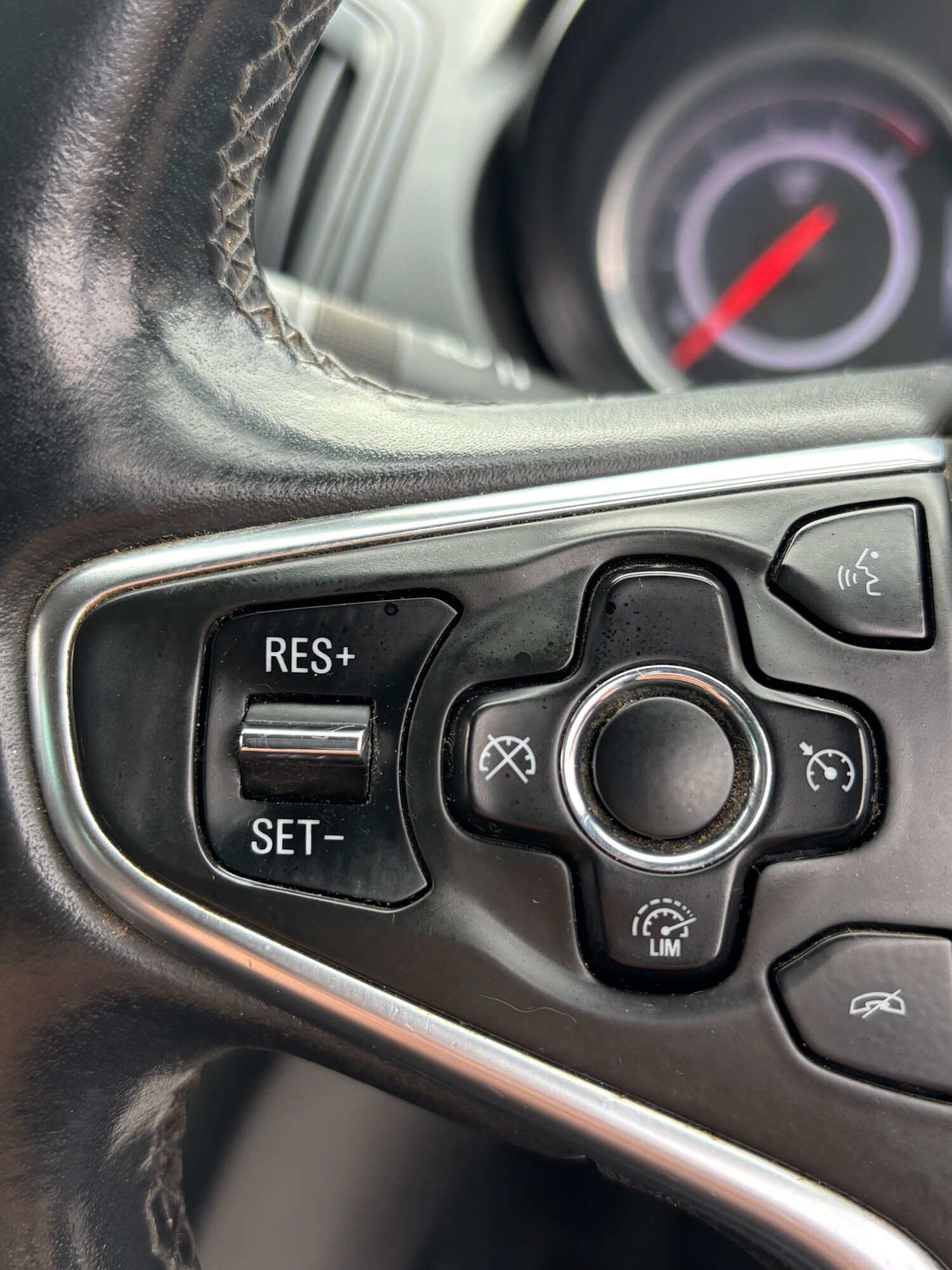 Used Vauxhall Insignia 2015 for sale - 76637846: Photo 37