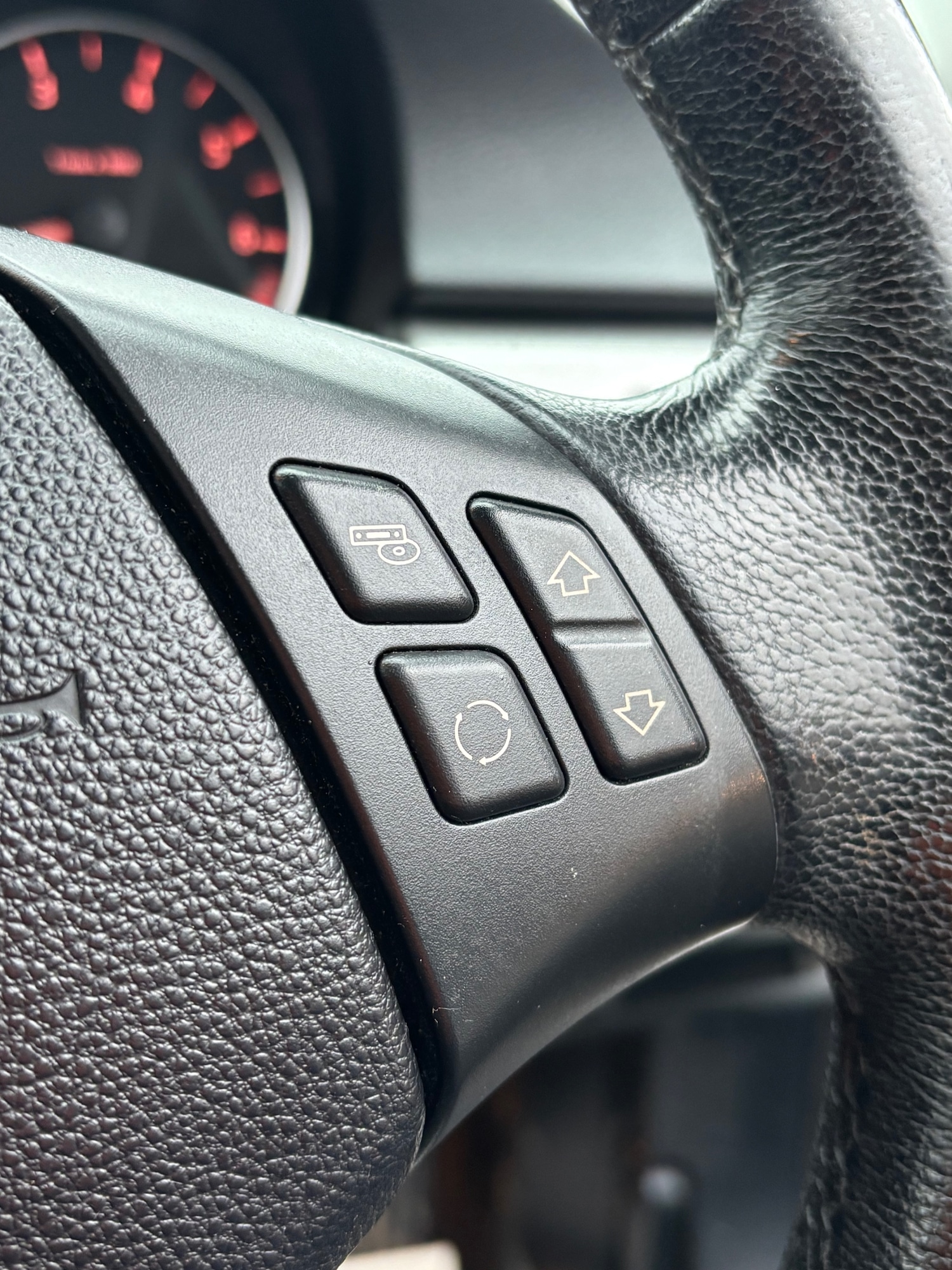 Used BMW 3 Series 2005 for sale - 77272619: Photo 40