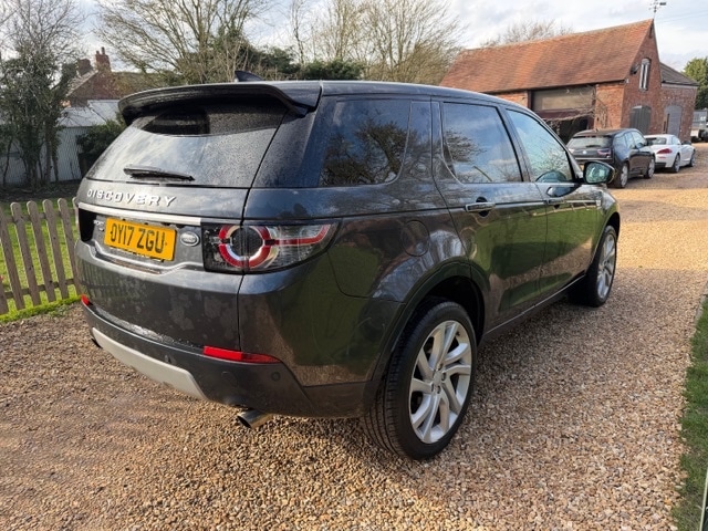 Used Land Rover Discovery 2017 for sale - 77718249: Photo 2