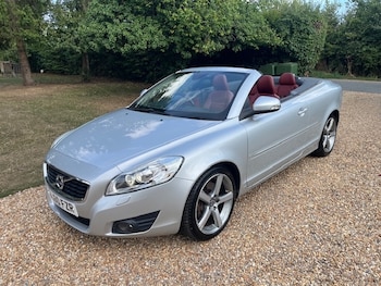 Used Volvo C70 2010 for sale - 75410247: Photo