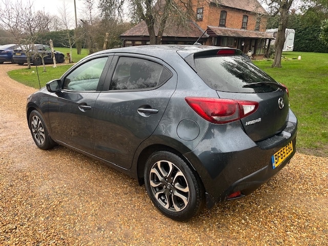 Used Mazda Mazda2 2015 for sale - 77417448: Photo 3