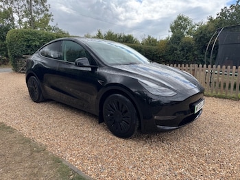 2022 (22) - Long Range AWD 5dr Auto