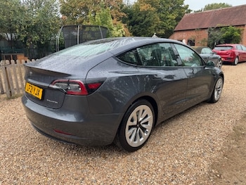 Used Tesla Model 3 2021 for sale - 75713968: Photo