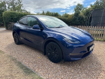 2022 (22) - Long Range AWD 5dr Auto