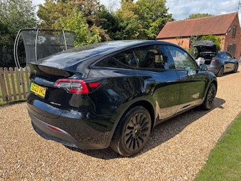 Used Tesla Model Y 2023 for sale - 75871070: Photo