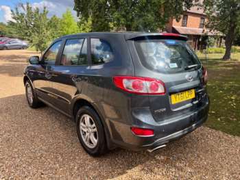 Used Hyundai Santa Fe 2011 for sale - 75303417: Photo