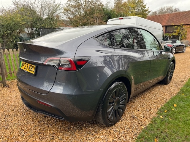 Used Tesla Model Y 2023 for sale - 76553725: Photo 2