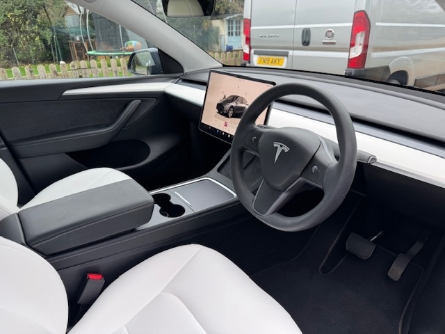 Used Tesla Model Y 2023 for sale - 76553725: Photo 7