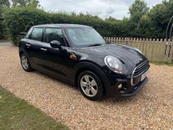 2015 (10) - 1.5 Cooper D 5dr
