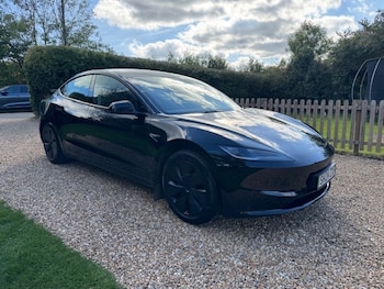 Tesla - Model 3