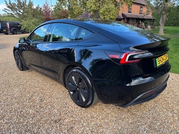 Used Tesla Model 3 2024 for sale - 76126514: Photo 3