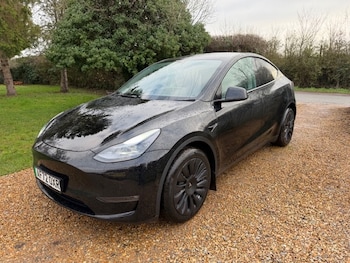 Used Tesla Model Y 2022 for sale - 76904924: Photo