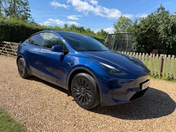 Used Tesla Model Y 2024 for sale - 79081229: Photo