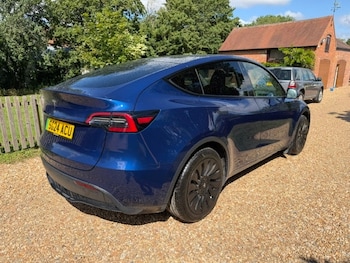 Used Tesla Model Y 2024 for sale - 79081229: Photo