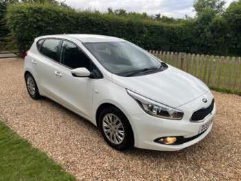 2015 (65) - 1.6 CRDi 1 EcoDynamics 5dr