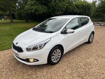 Used Kia Ceed 2015 for sale - 74892522: Photo