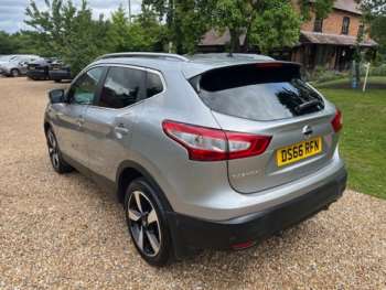 Used Nissan Qashqai 2016 for sale - 74879718: Photo