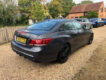 Used Mercedes-Benz E Class 2015 for sale - 79571851: Photo