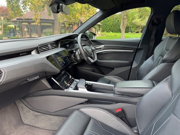 Used Audi e-tron 2022 for sale - 76157119: Photo 5