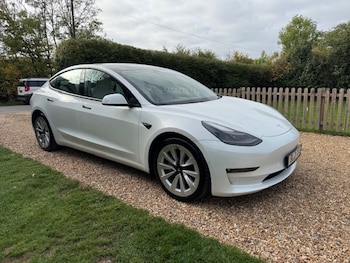 Used Tesla Model 3 2021 for sale - 76243336: Photo