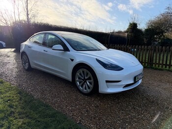 2022 (22) - Standard Plus 4dr Auto