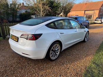 Used Tesla Model 3 2022 for sale - 77003578: Photo