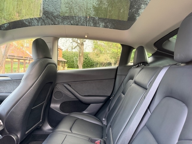 Used Tesla Model Y 2023 for sale - 76968270: Photo 6