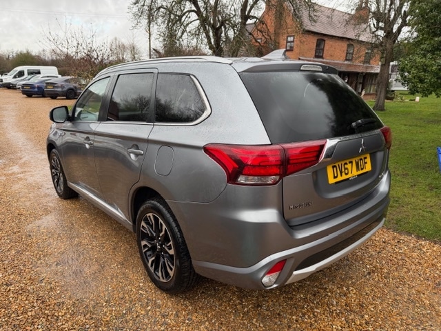 Used Mitsubishi Outlander 2017 for sale - 77183274: Photo 3