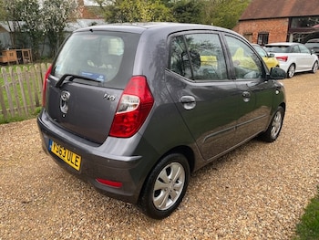 Used Hyundai i10 2014 for sale - 78122090: Photo