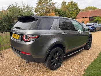 Used Land Rover Discovery Sport 2018 for sale - 76243348: Photo