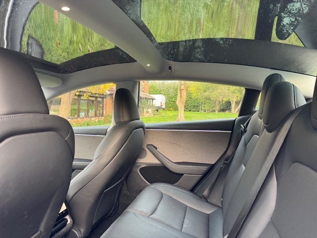 Used Tesla Model 3 2024 for sale - 76404498: Photo 6