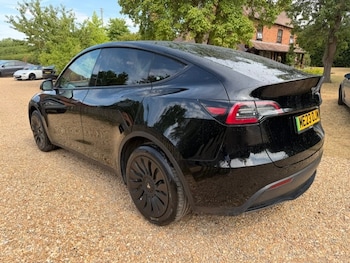 Used Tesla Model Y 2023 for sale - 79341515: Photo