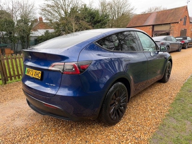 Used Tesla Model Y 2023 for sale - 77337899: Photo 2