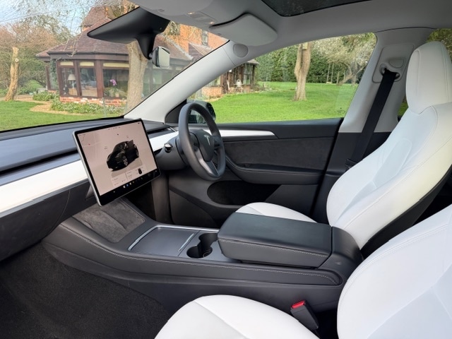 Used Tesla Model Y 2023 for sale - 77718030: Photo 5