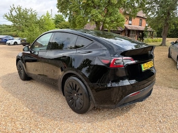 Used Tesla Model Y 2023 for sale - 79341629: Photo