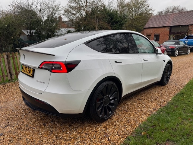 Used Tesla Model Y 2023 for sale - 76650693: Photo 3